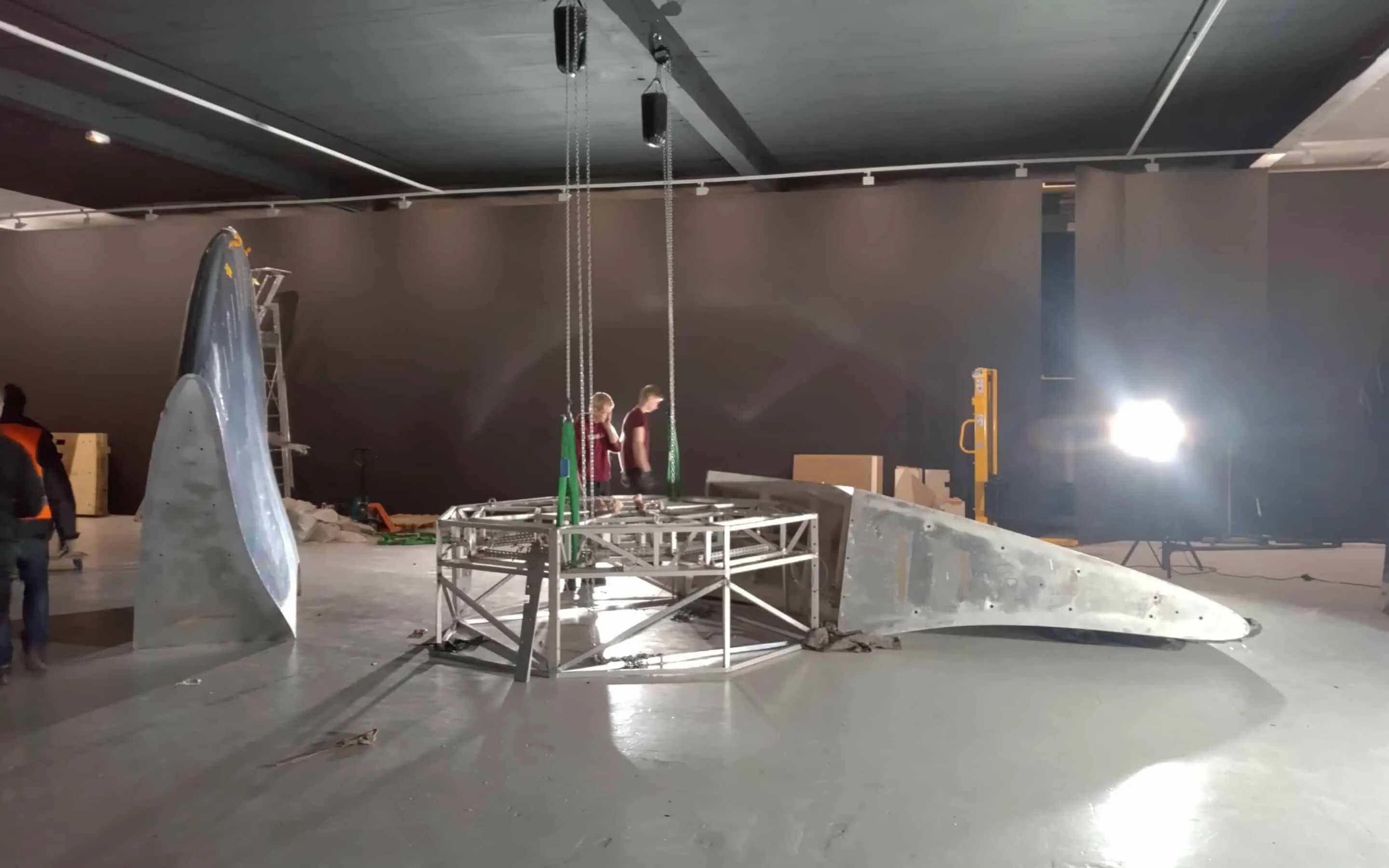 UFO sculpture by Ross Lovegrove, final view, lille3000 2024.